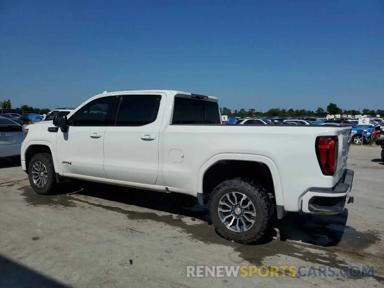 2 fotografías del automóvil dañado 3GTP9EEL6LG215869 GMC SIERRA 2020