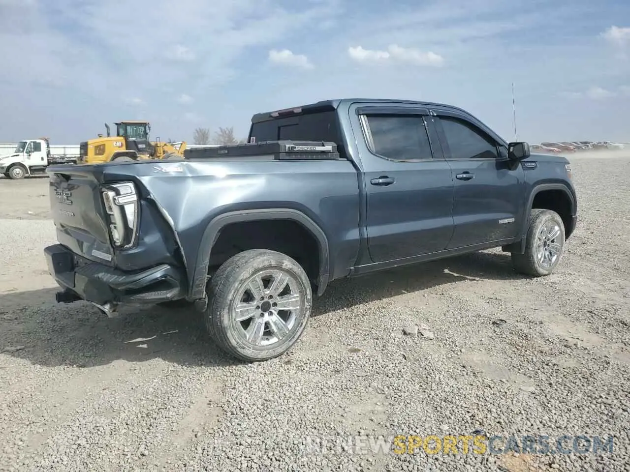 3 fotografías del automóvil dañado 3GTU9CED9LG105883 GMC SIERRA 2020