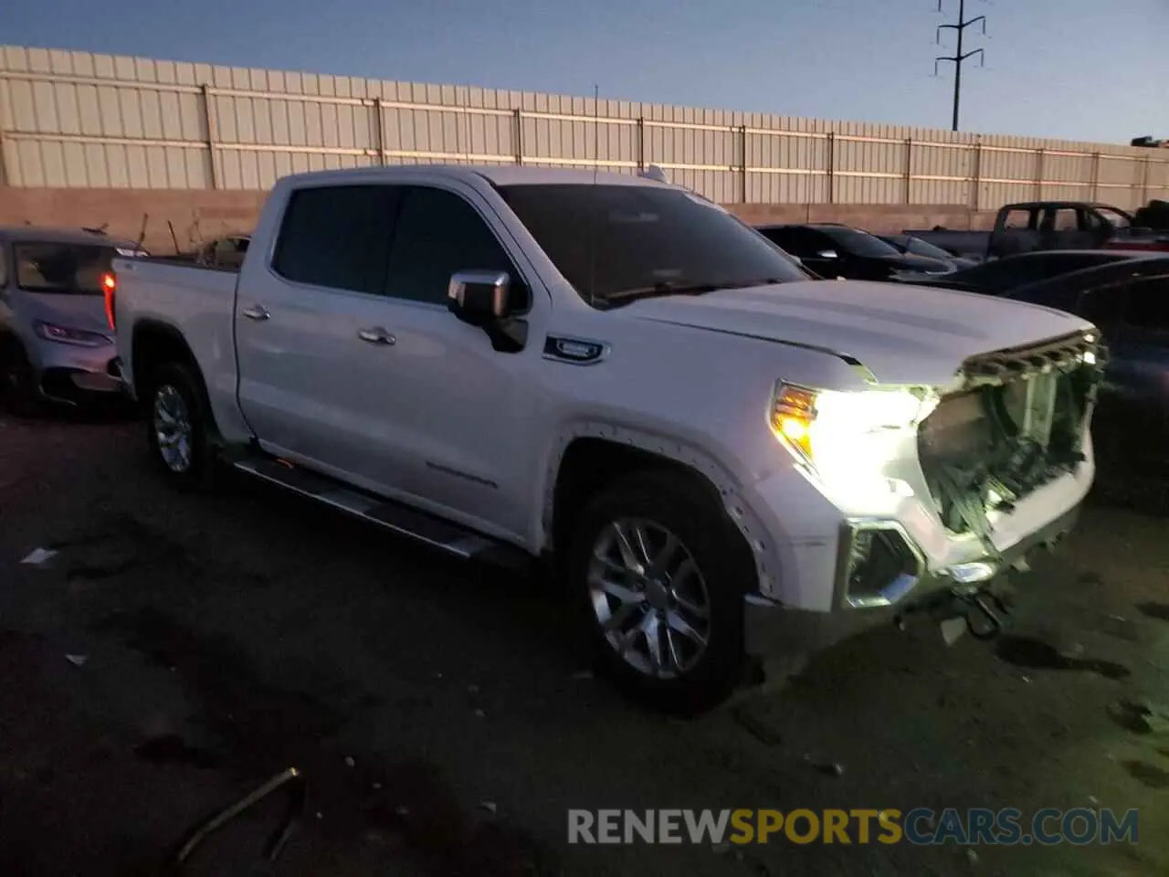 4 fotografías del automóvil dañado 3GTU9DET1LG190277 GMC SIERRA 2020