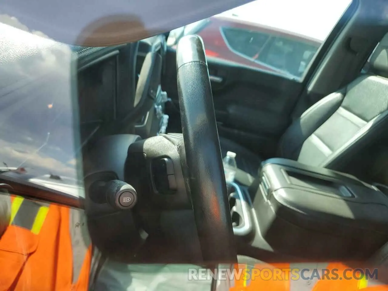 9 fotografías del automóvil dañado 3GTU9FEL4LG394616 GMC SIERRA 2020