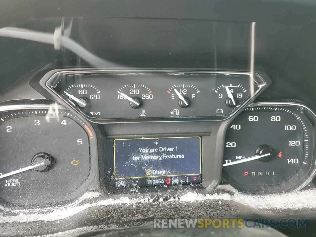 9 fotografías del automóvil dañado 1GT49PEY6MF307495 GMC SIERRA 2021
