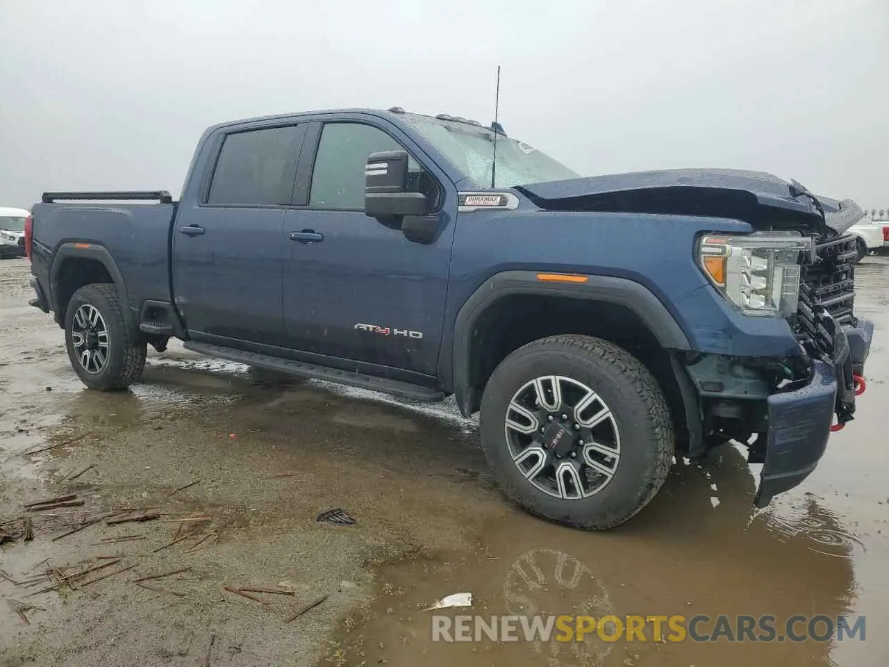 4 fotografías del automóvil dañado 1GT49PEYXMF179228 GMC SIERRA 2021
