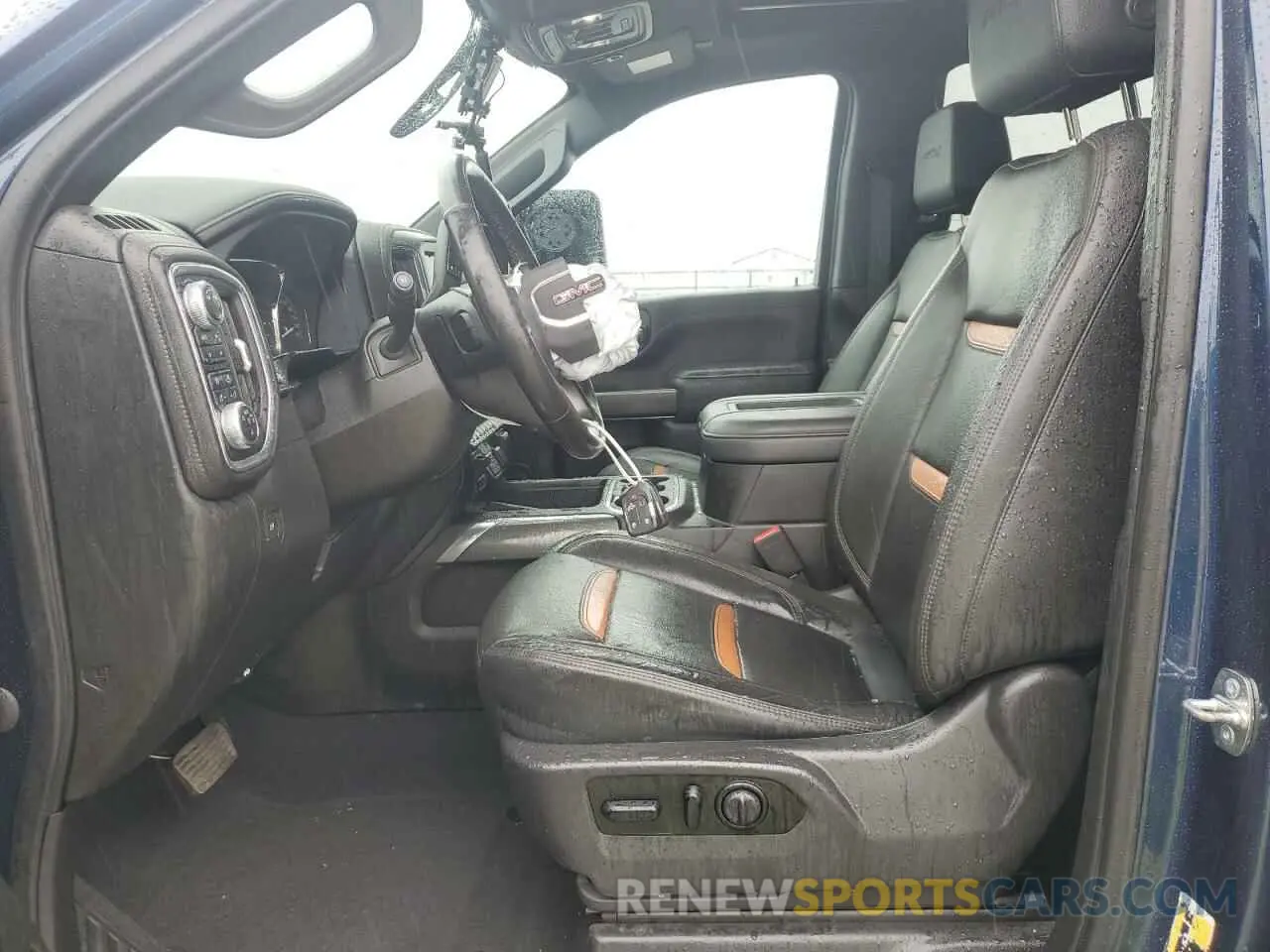 7 fotografías del automóvil dañado 1GT49PEYXMF179228 GMC SIERRA 2021
