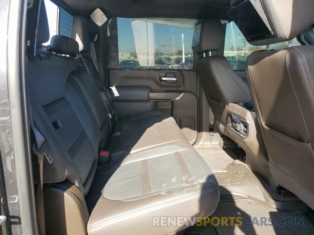 10 fotografías del automóvil dañado 1GT49REY8MF122313 GMC SIERRA 2021