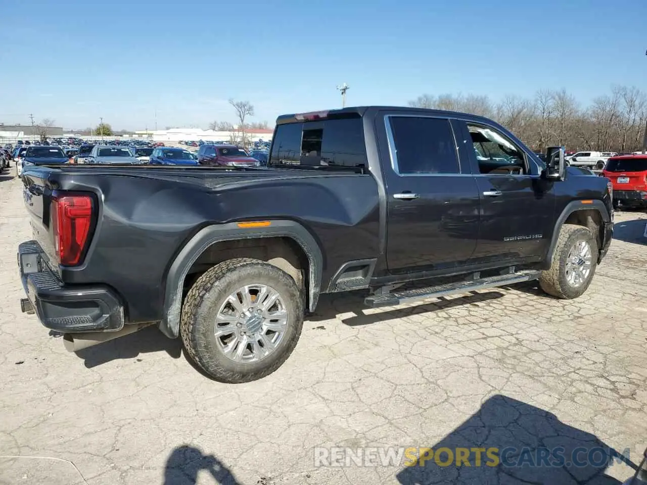 3 fotografías del automóvil dañado 1GT49REY8MF122313 GMC SIERRA 2021