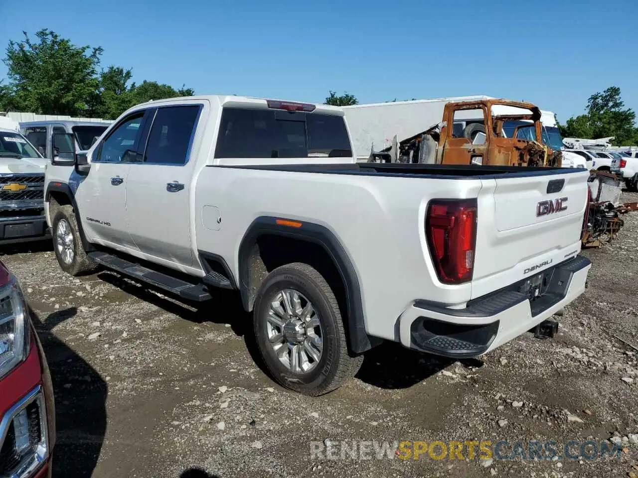 2 fotografías del automóvil dañado 1GT49WEY5MF181544 GMC SIERRA 2021