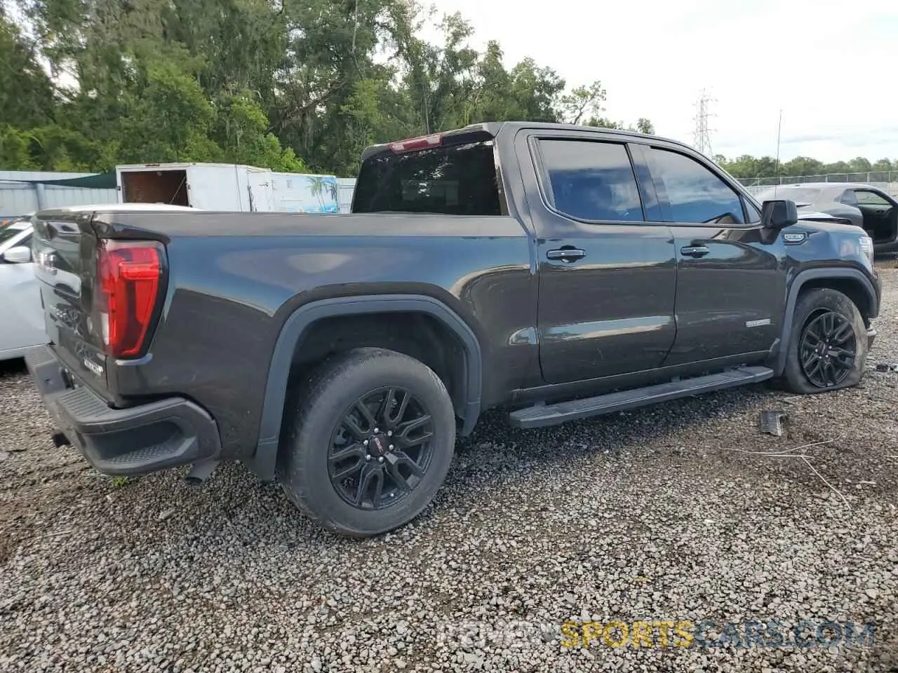 3 fotografías del automóvil dañado 1GTP8CED0MZ397375 GMC SIERRA 2021
