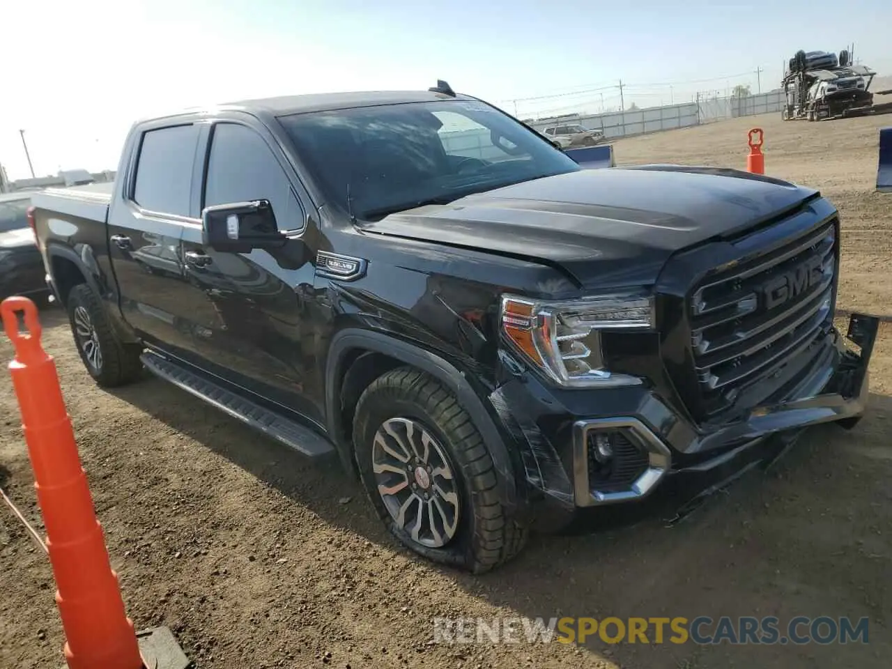 4 fotografías del automóvil dañado 1GTP9EEL6MZ277760 GMC SIERRA 2021