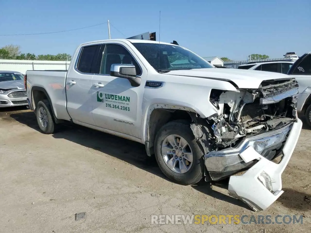 4 fotografías del automóvil dañado 1GTR8BED1MZ293481 GMC SIERRA 2021