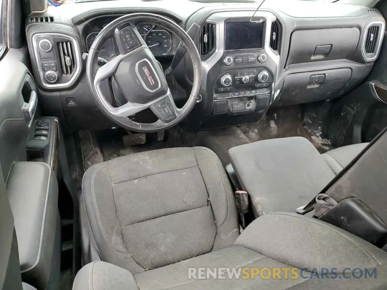 8 fotografías del automóvil dañado 1GTR8CED9MZ446405 GMC SIERRA 2021