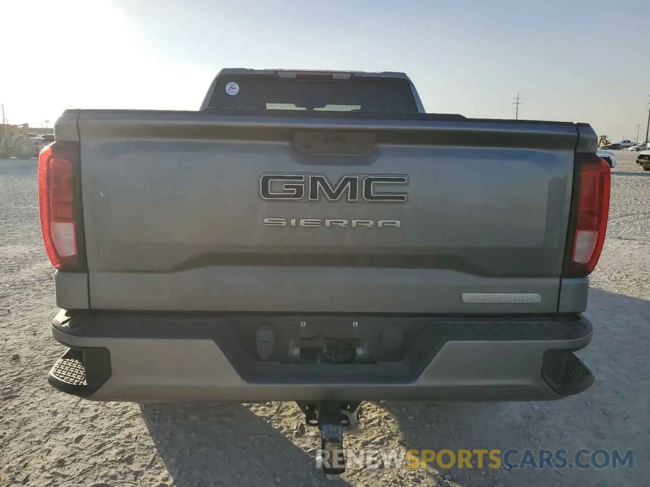 6 fotografías del automóvil dañado 1GTR8CEK4MZ200439 GMC SIERRA 2021