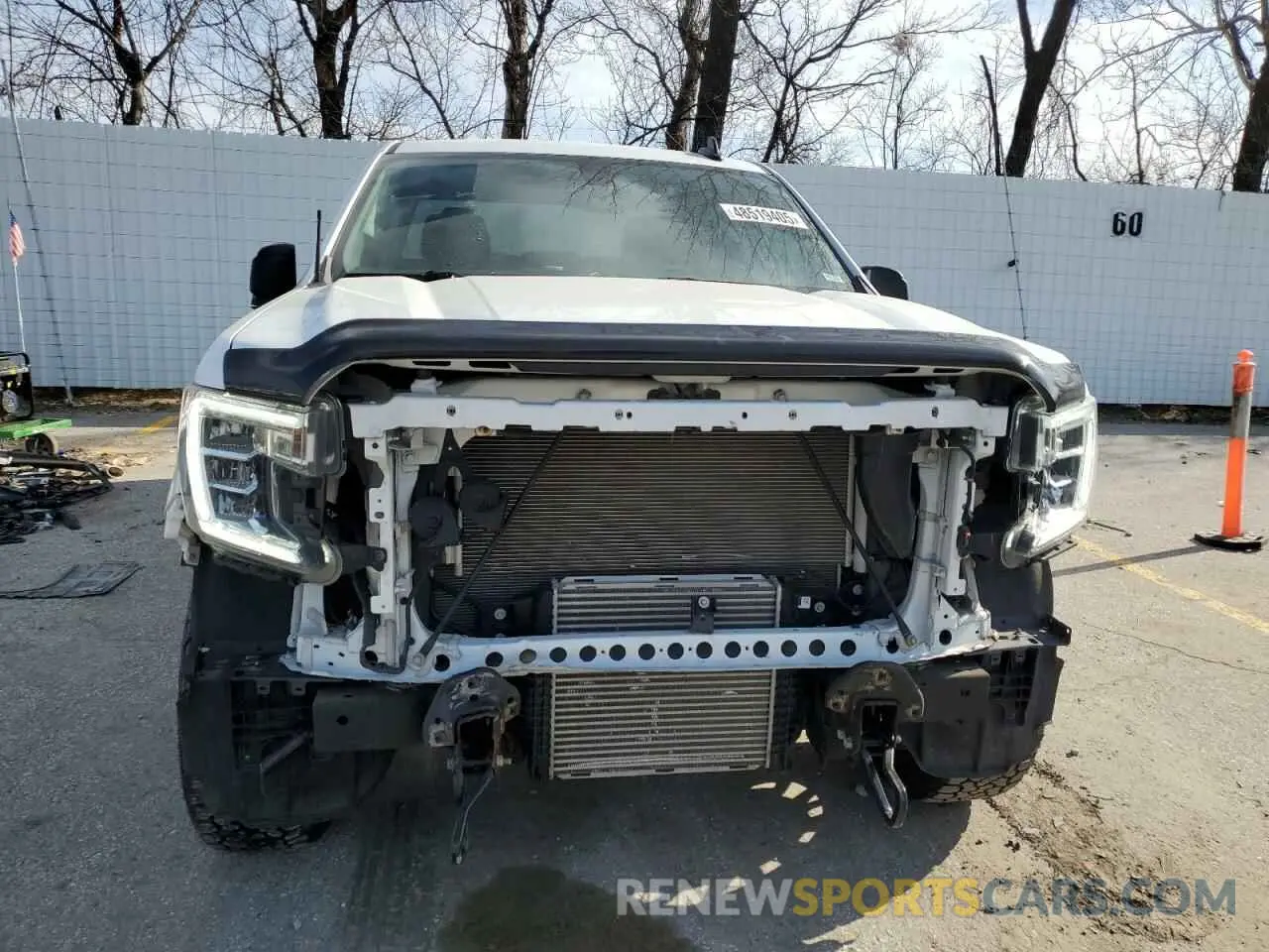 5 fotografías del automóvil dañado 1GTR9AEK3MZ360815 GMC SIERRA 2021