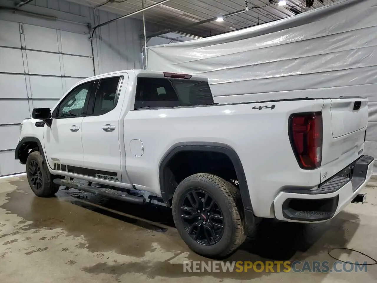 2 fotografías del automóvil dañado 1GTR9CED9MZ438088 GMC SIERRA 2021