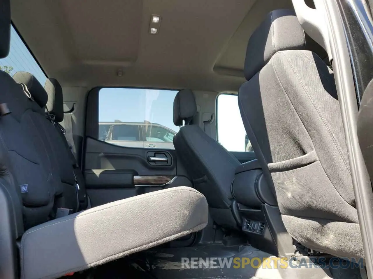 10 fotografías del automóvil dañado 1GTU9CED9MZ294777 GMC SIERRA 2021