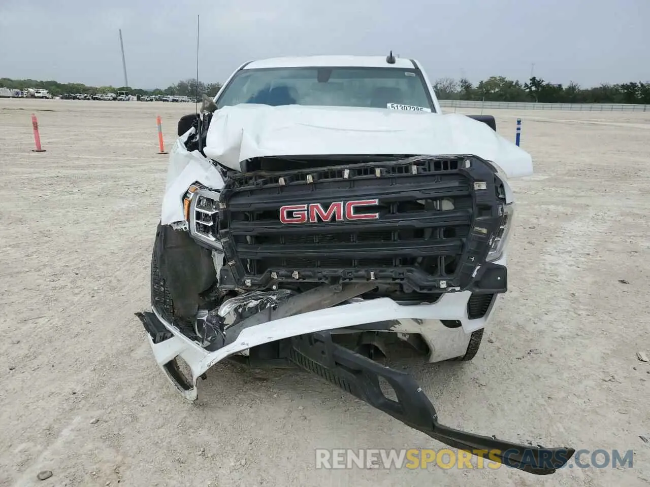5 fotografías del automóvil dañado 3GTN9AEH9MG265193 GMC SIERRA 2021