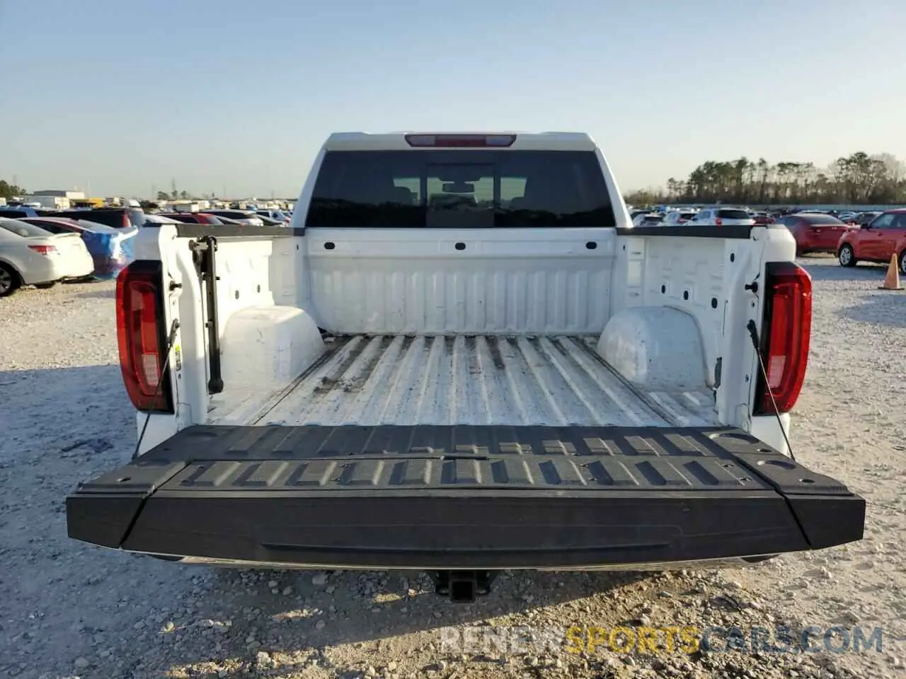 6 fotografías del automóvil dañado 3GTP8DED7MG200689 GMC SIERRA 2021