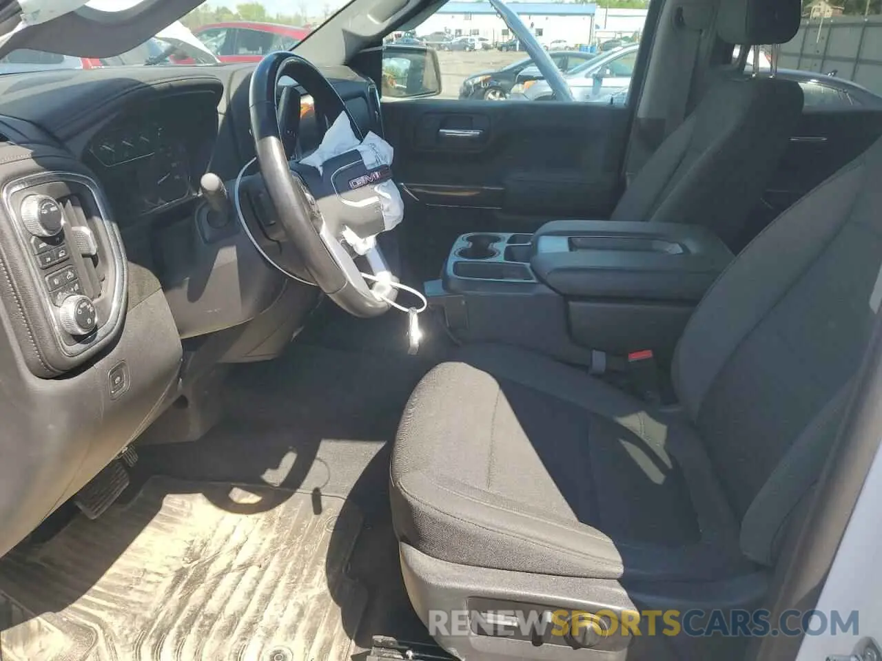 7 fotografías del automóvil dañado 3GTP9GEK2MG388194 GMC SIERRA 2021