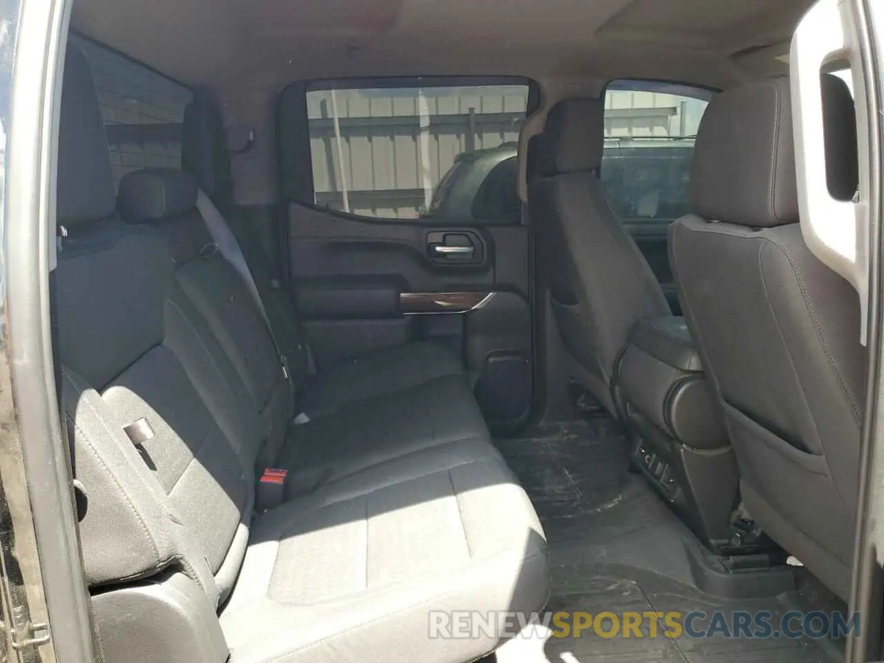 10 fotografías del automóvil dañado 3GTU9CET6MG433223 GMC SIERRA 2021