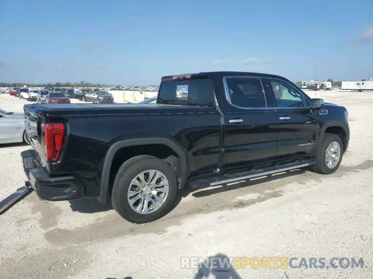 3 fotografías del automóvil dañado 3GTU9FEL0MG318621 GMC SIERRA 2021