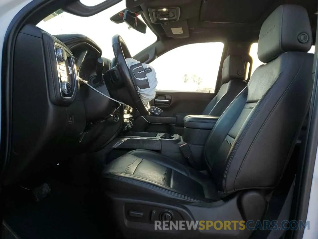 7 fotografías del automóvil dañado 3GTU9FEL6MG467552 GMC SIERRA 2021