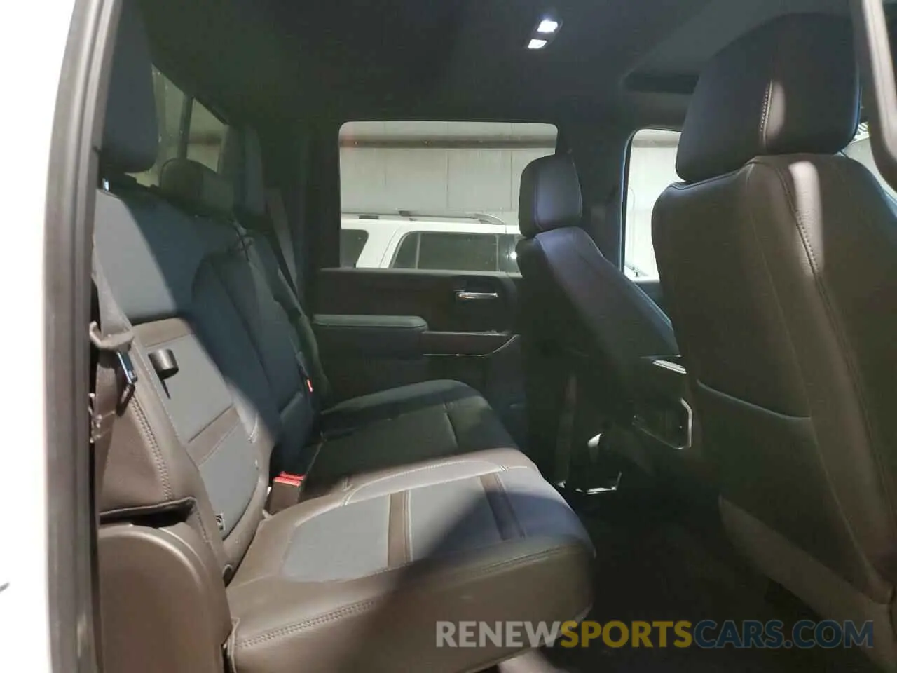 10 fotografías del automóvil dañado 1GT19RE71NF193199 GMC SIERRA 2022
