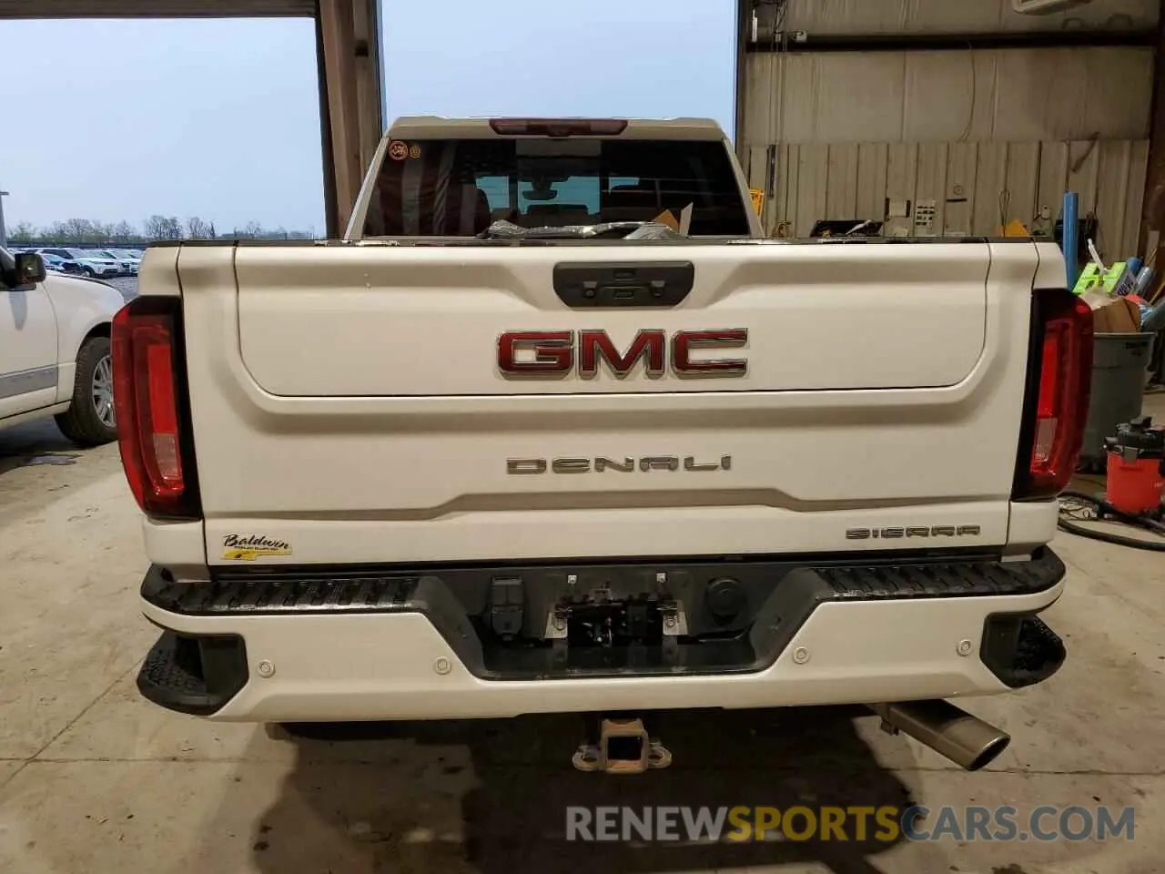 6 fotografías del automóvil dañado 1GT19RE71NF193199 GMC SIERRA 2022