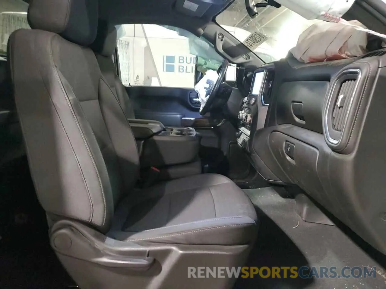 10 fotografías del automóvil dañado 1GT39ME78NF102098 GMC SIERRA 2022