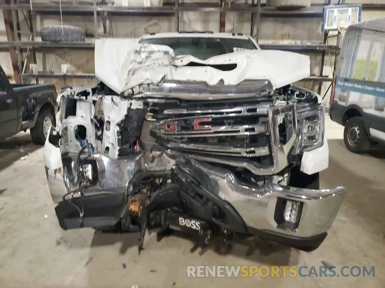 5 fotografías del automóvil dañado 1GT39ME78NF102098 GMC SIERRA 2022