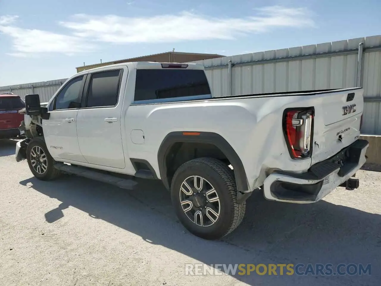 2 fotografías del automóvil dañado 1GT49PEY8NF108692 GMC SIERRA 2022