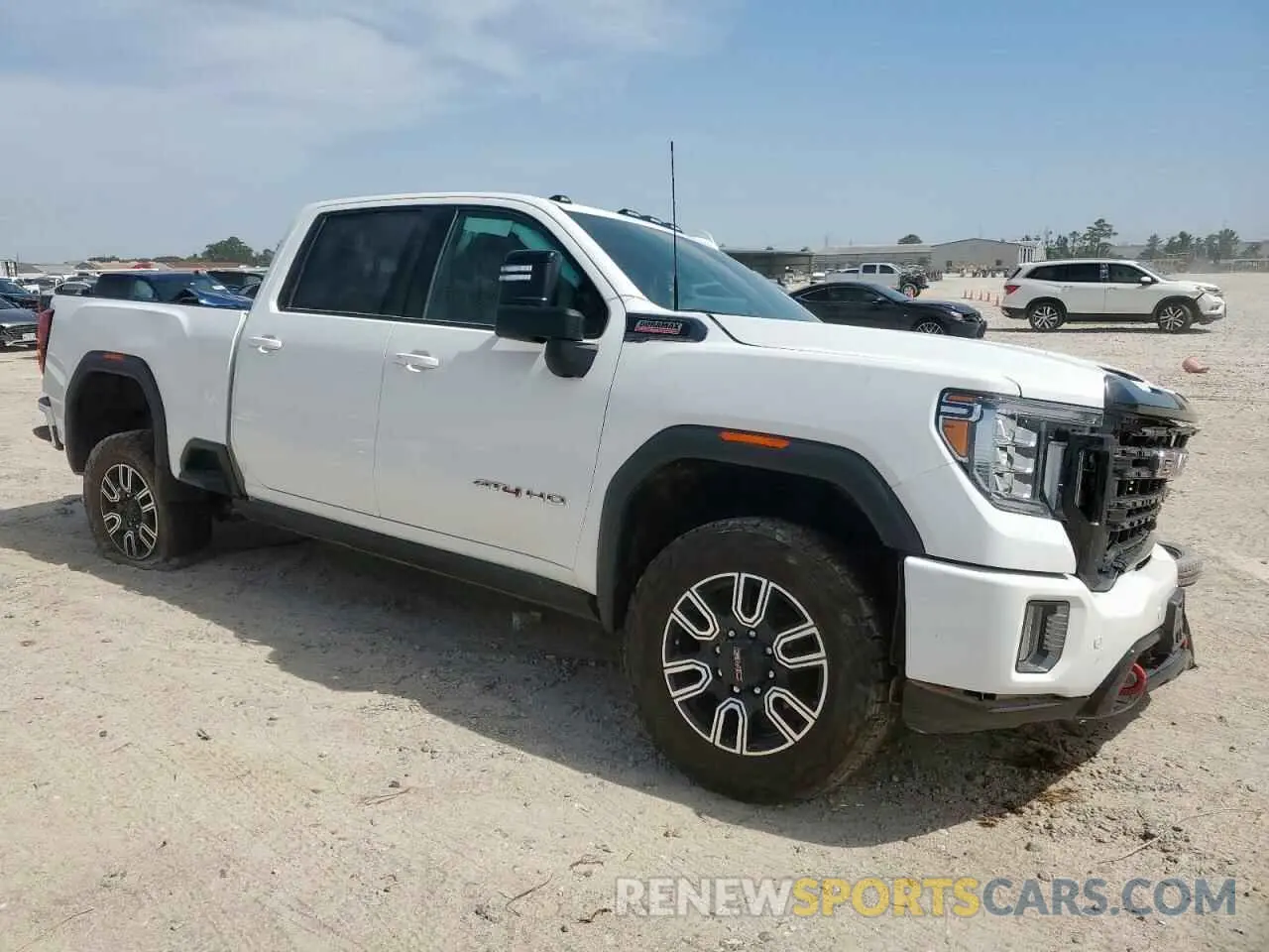 4 fotografías del automóvil dañado 1GT49PEY9NF313275 GMC SIERRA 2022