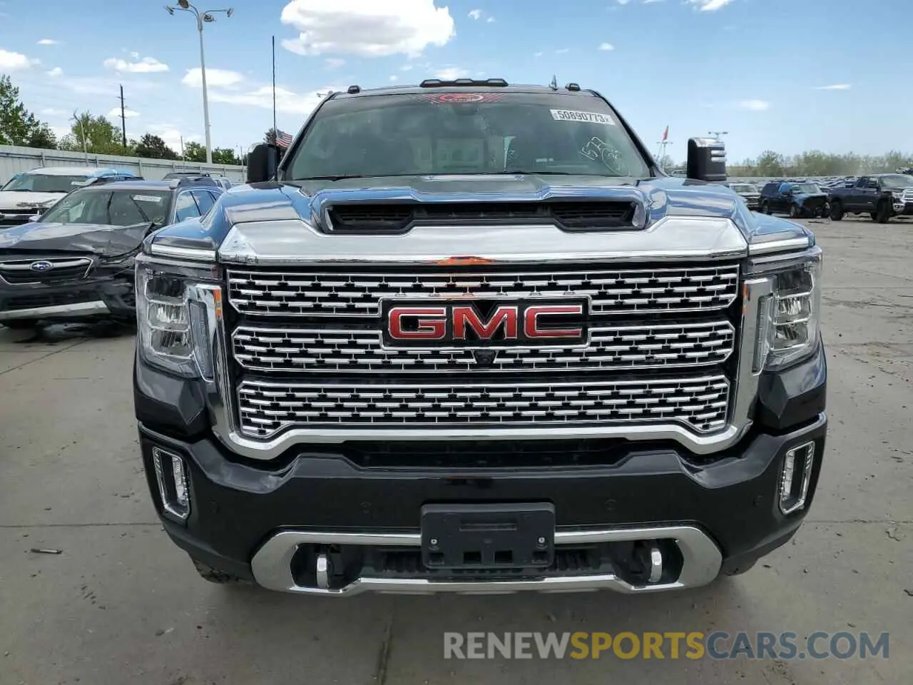 5 fotografías del automóvil dañado 1GT49REY0NF122680 GMC SIERRA 2022