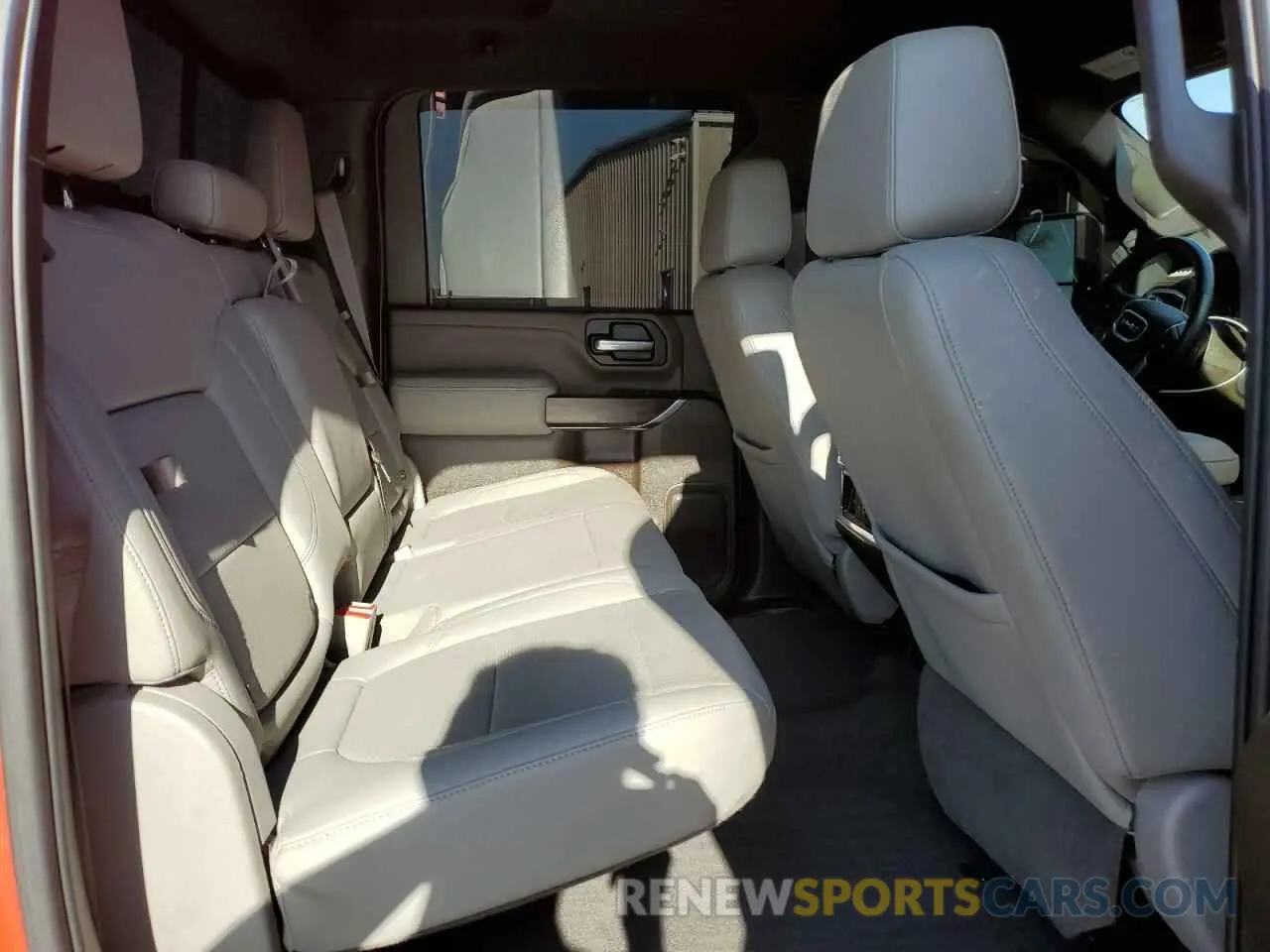 10 fotografías del automóvil dañado 1GT49UEYXNF215905 GMC SIERRA 2022