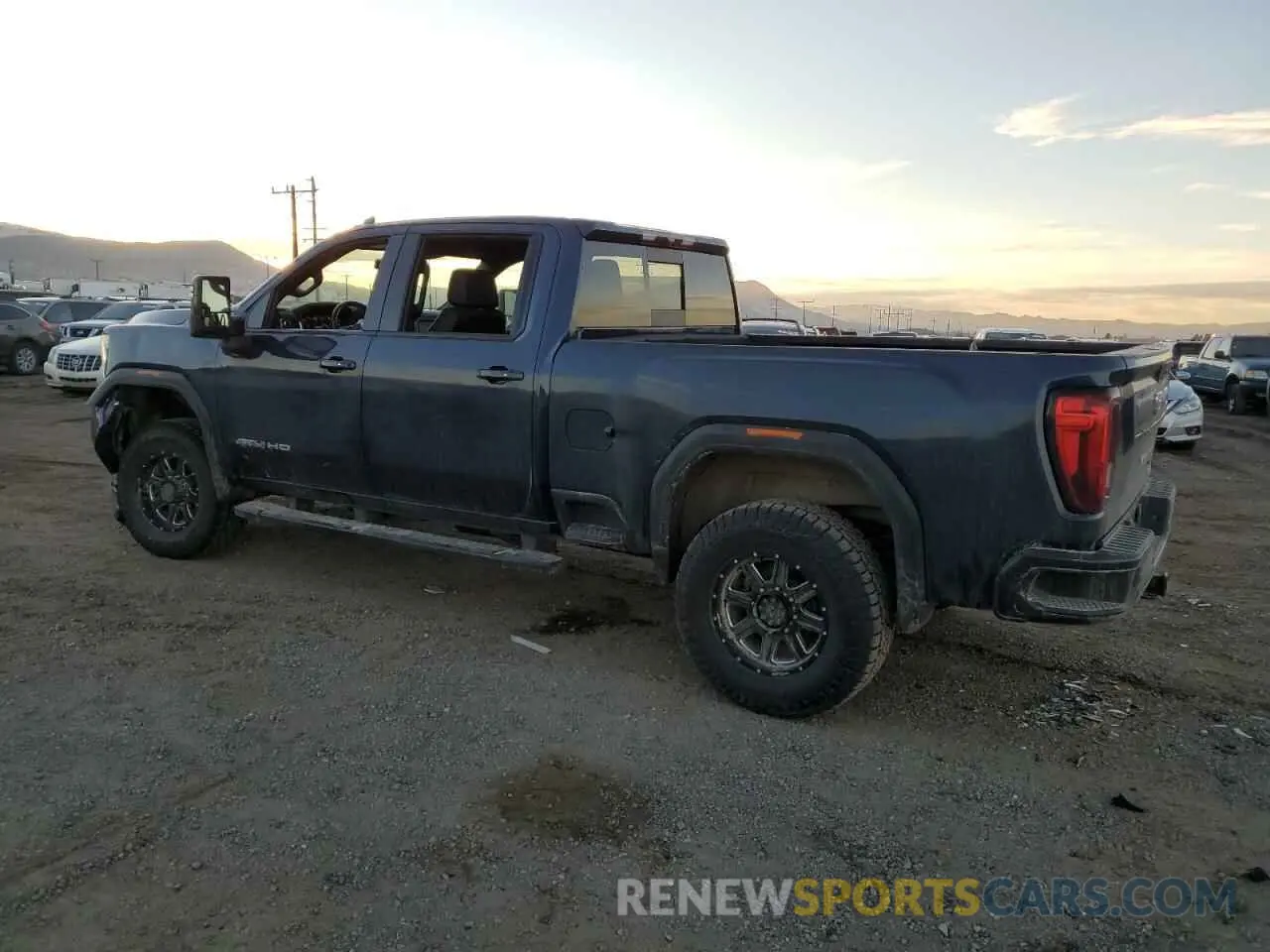 2 fotografías del automóvil dañado 1GT49VEY4NF227554 GMC SIERRA 2022
