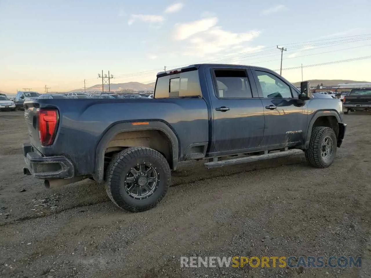 3 fotografías del automóvil dañado 1GT49VEY4NF227554 GMC SIERRA 2022