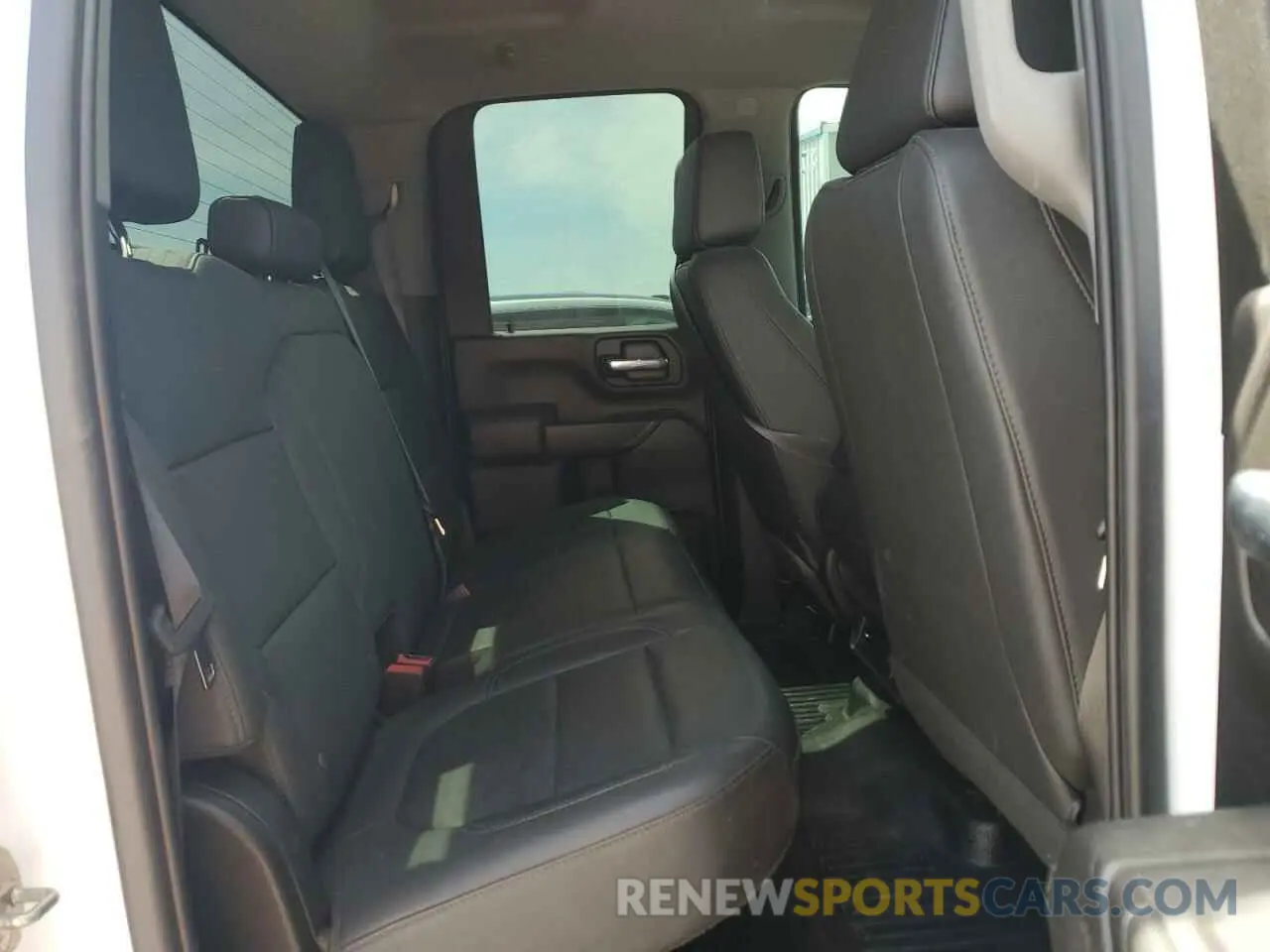 10 fotografías del automóvil dañado 1GT59LE72NF323733 GMC SIERRA 2022