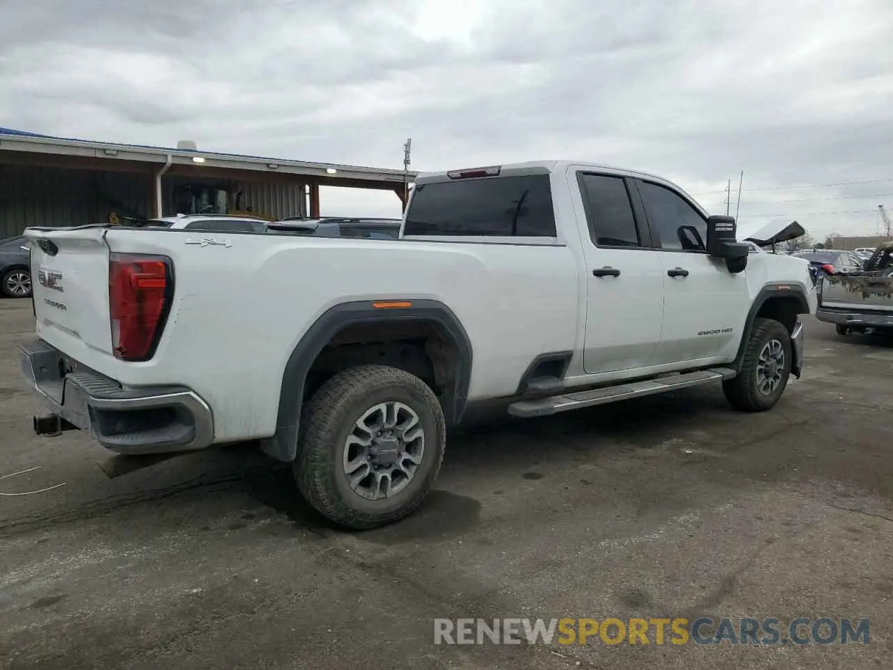 3 fotografías del automóvil dañado 1GT59LE75NF254830 GMC SIERRA 2022