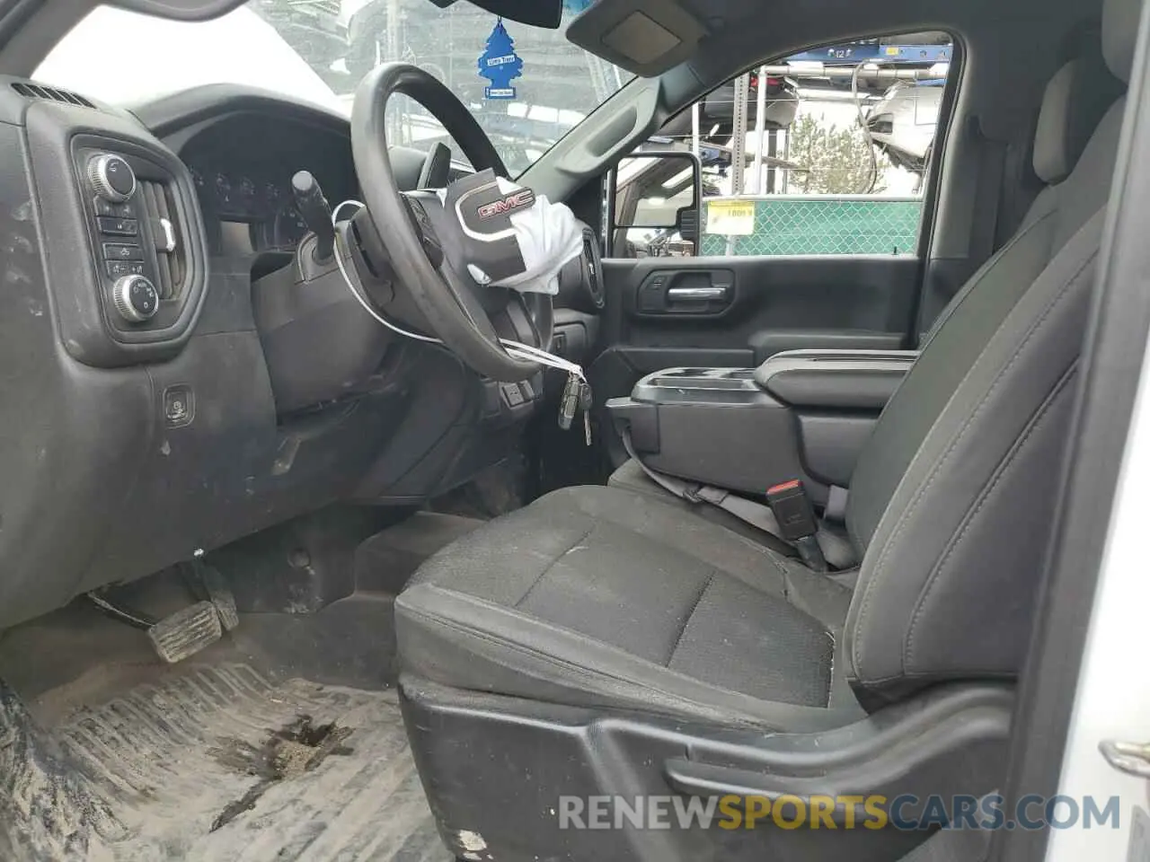 7 fotografías del automóvil dañado 1GT59LE75NF254830 GMC SIERRA 2022