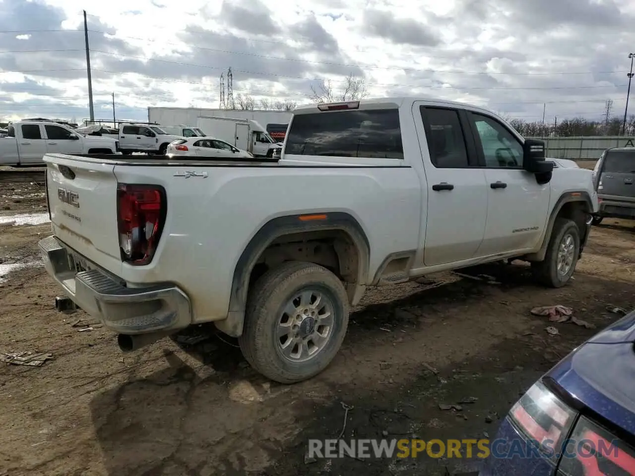 3 fotografías del automóvil dañado 1GT59LEY6NF336851 GMC SIERRA 2022