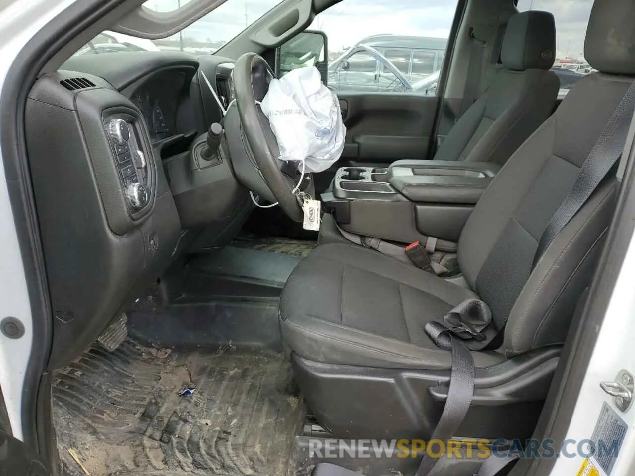 7 fotografías del automóvil dañado 1GT59LEY6NF336851 GMC SIERRA 2022