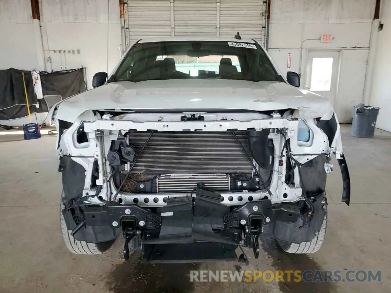 5 fotografías del automóvil dañado 1GTR9CEK5NZ222738 GMC SIERRA 2022