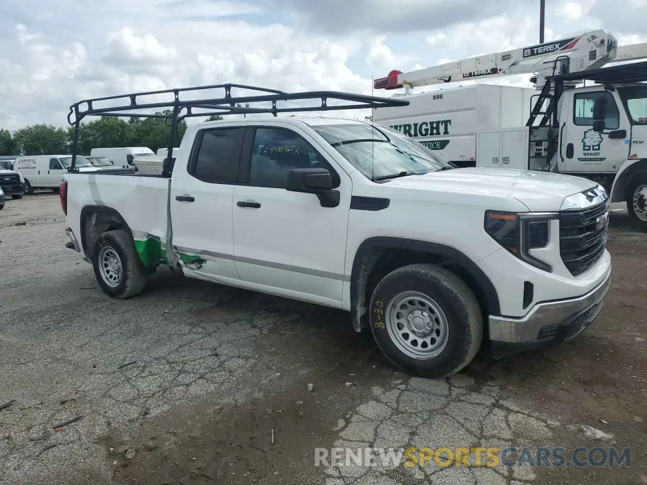 4 fotografías del automóvil dañado 1GTRHAEK4NZ544455 GMC SIERRA 2022