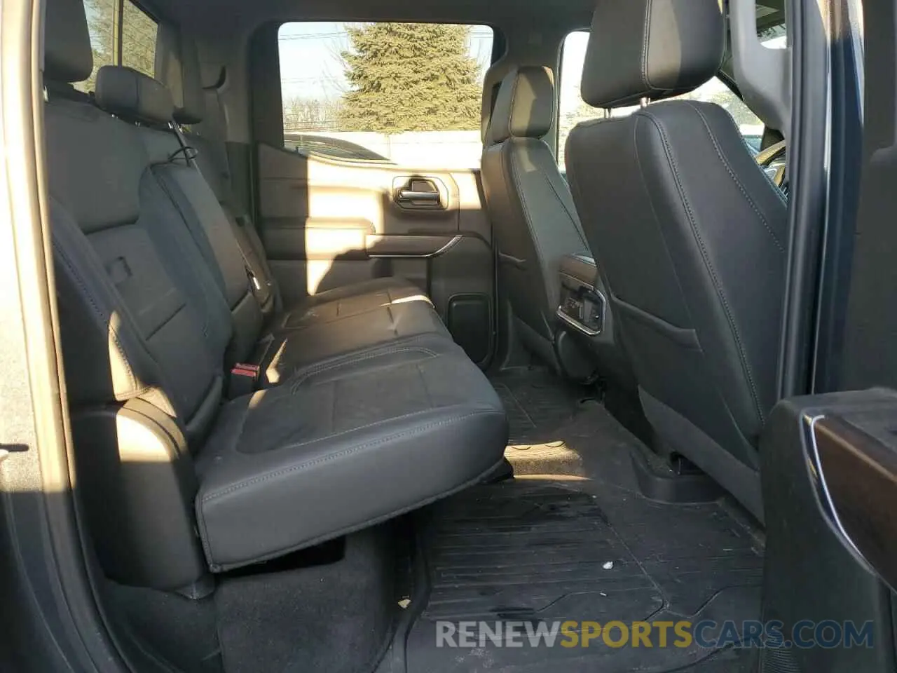 10 fotografías del automóvil dañado 1GTU9DED5NZ175017 GMC SIERRA 2022