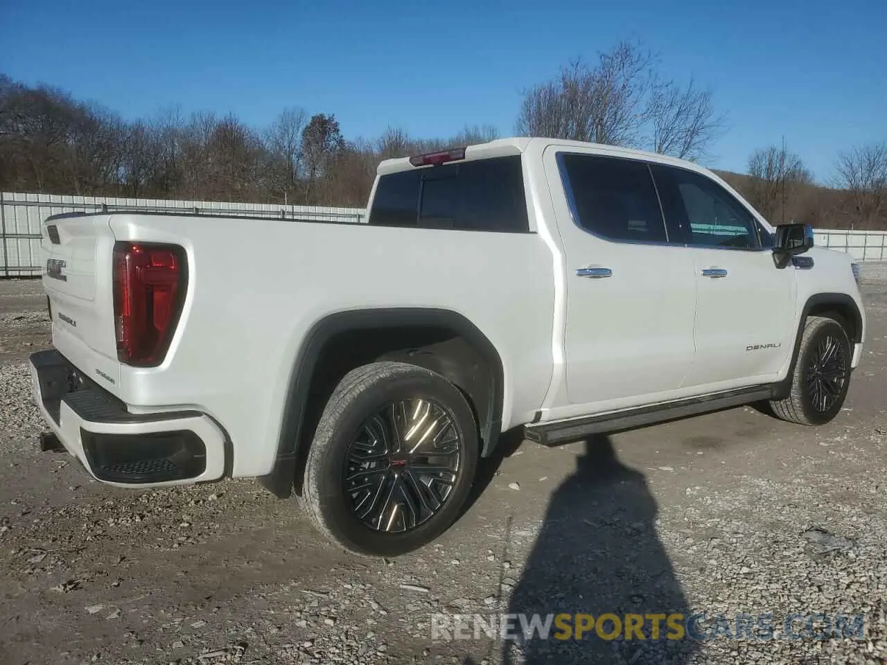 3 fotografías del automóvil dañado 1GTU9FEL7NZ102587 GMC SIERRA 2022