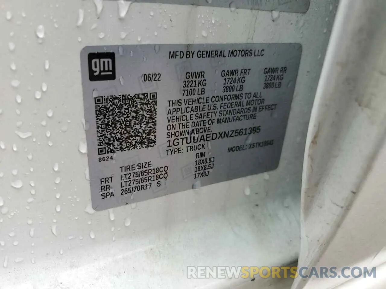 13 fotografías del automóvil dañado 1GTUUAEDXNZ561395 GMC SIERRA 2022
