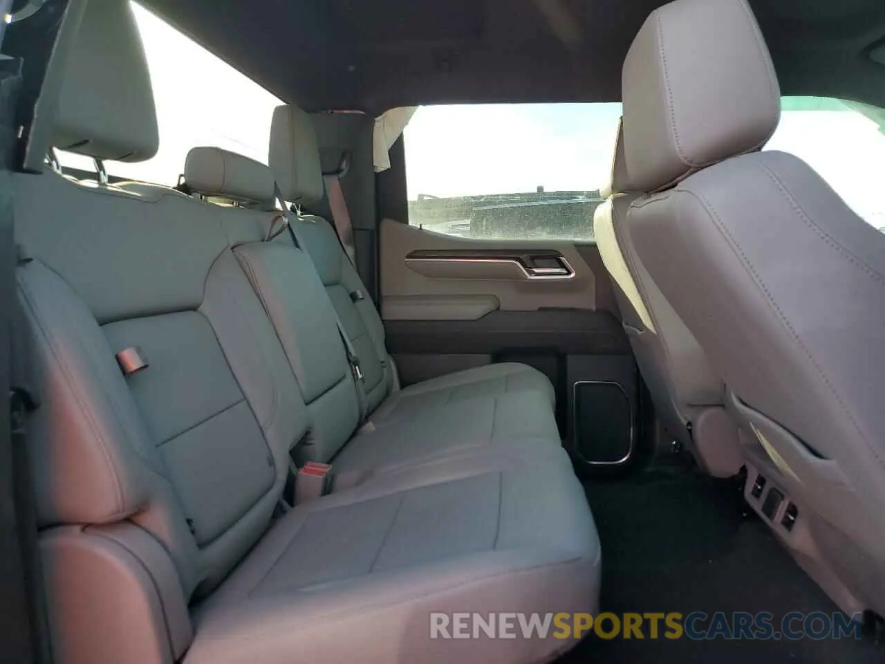 10 fotografías del automóvil dañado 1GTUUDED1NZ547936 GMC SIERRA 2022