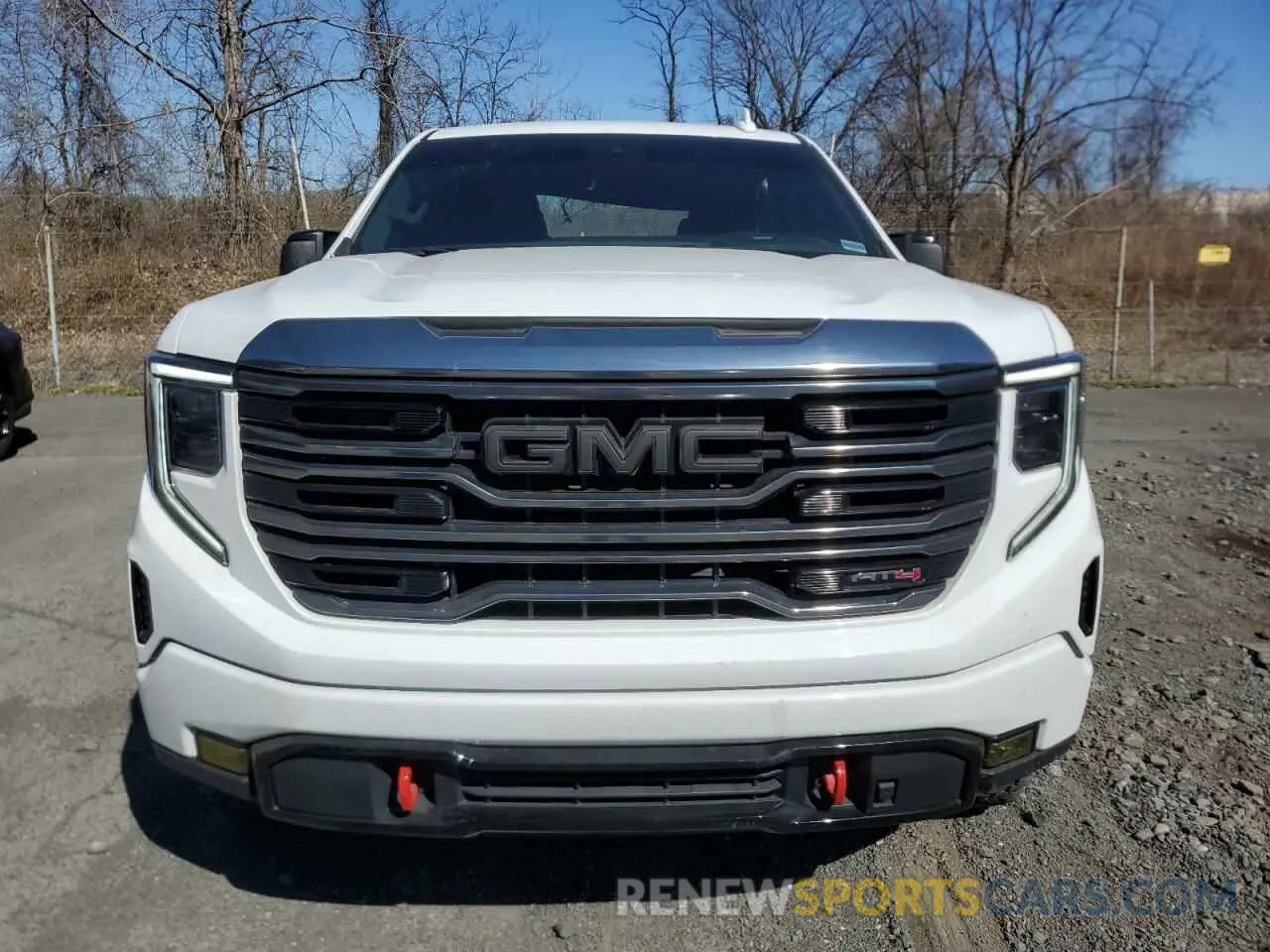5 fotografías del automóvil dañado 1GTUUEET2NZ616551 GMC SIERRA 2022