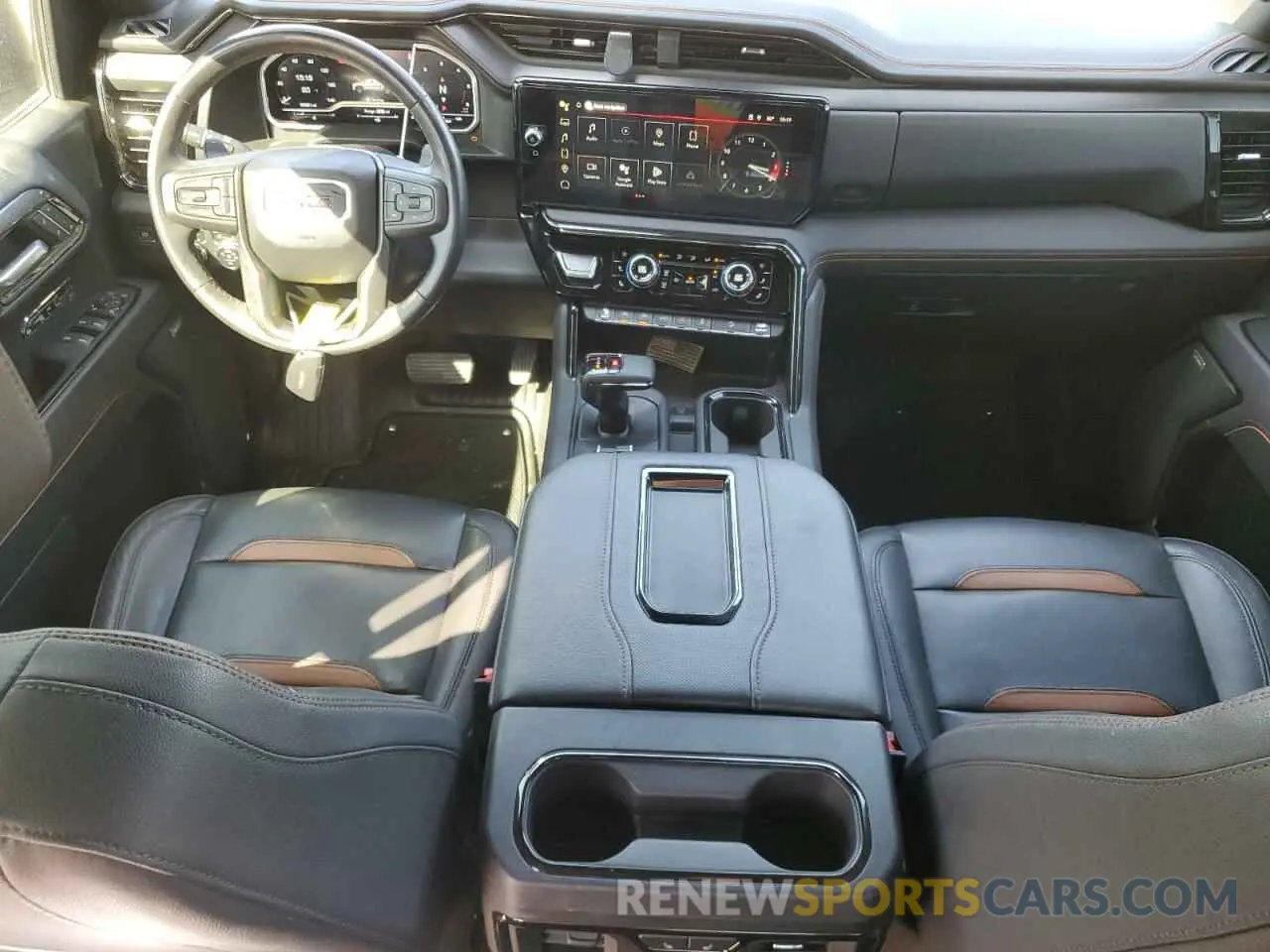 8 fotografías del automóvil dañado 1GTUUEET9NZ618457 GMC SIERRA 2022