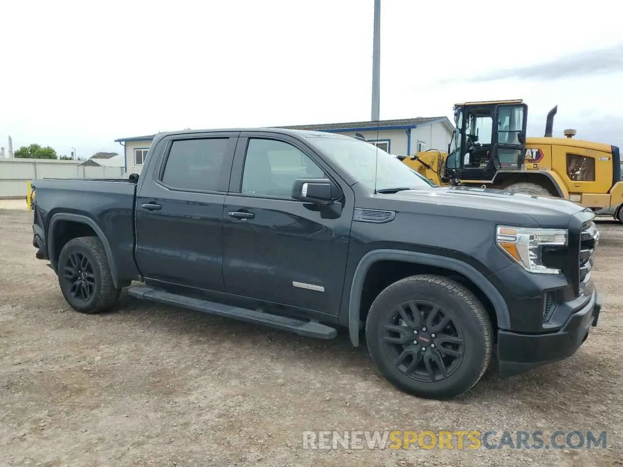 4 fotografías del automóvil dañado 3GTP8CEK6NG158932 GMC SIERRA 2022