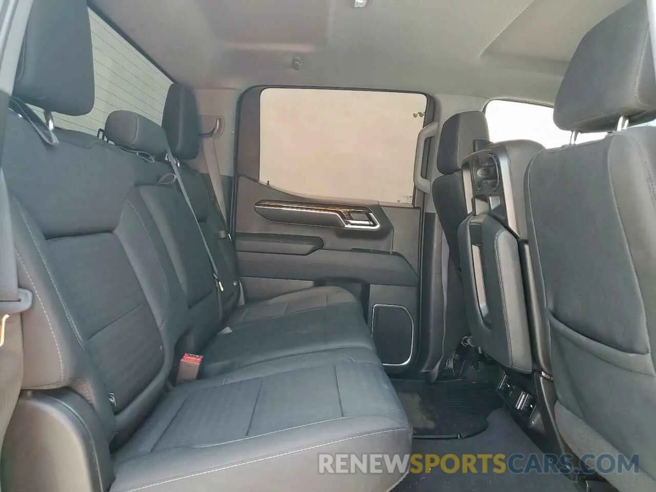 10 fotografías del automóvil dañado 3GTPHCEK6NG680363 GMC SIERRA 2022