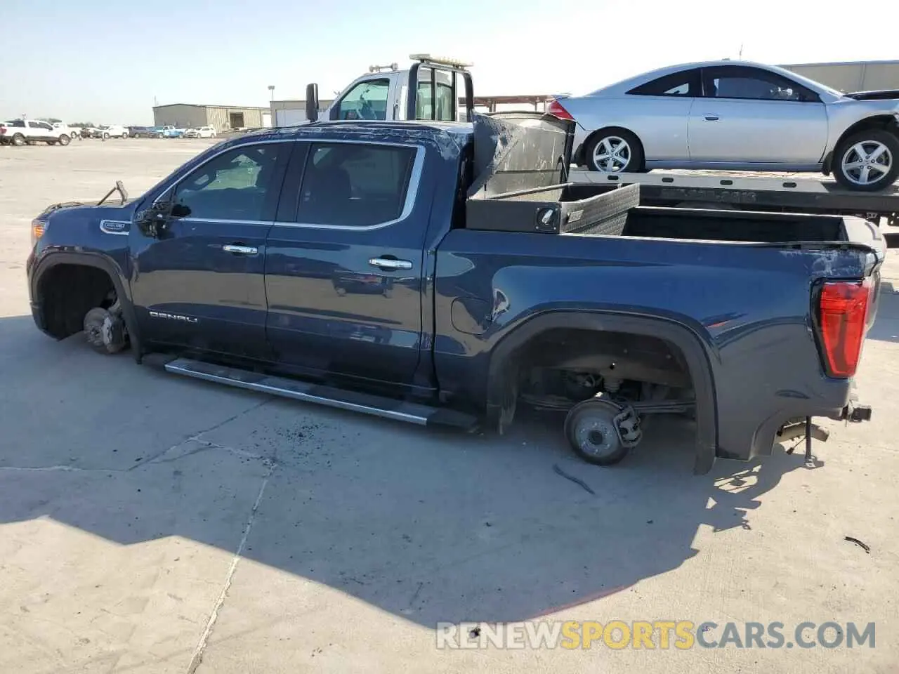 2 fotografías del automóvil dañado 3GTU9FEDXNG213711 GMC SIERRA 2022